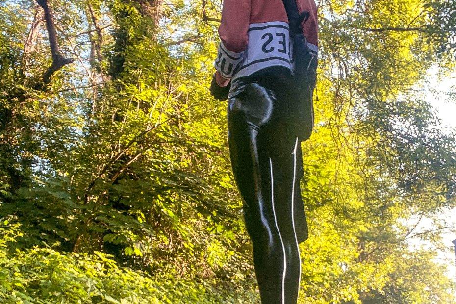 dannylegging, danny legging, patent, shiny, crop top, outfit, streetwear, style (1)